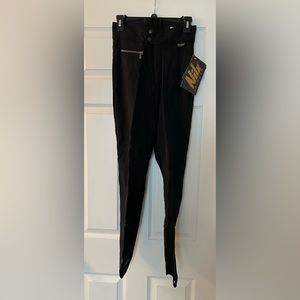 Vintage NILS stretch ski pants. Form fitting, but warm and comfortable.